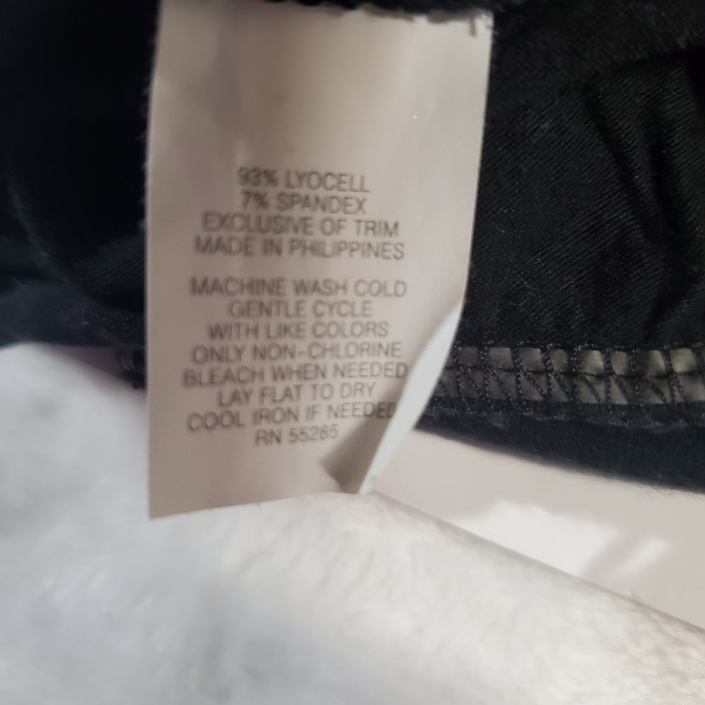 Express Black Tank Top - Picture 6 of 8